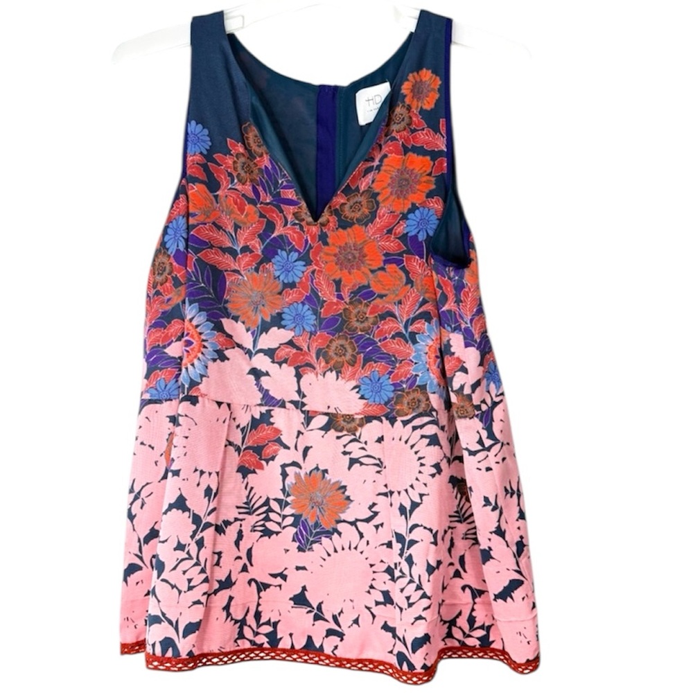 Anthro HD in Paris Floral Sleeveless Blouse Lined V-Neck Size 10